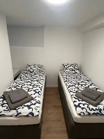 Near Airport 아파트